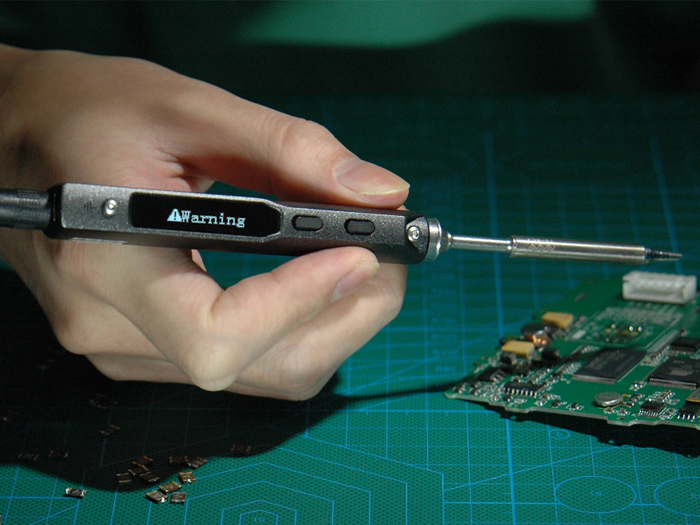 TS100-Mini-Soldering-Iron-Programable-1